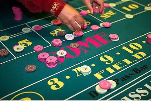 Slot online và live casino trên ứng dụng ricbet cho người chơi Việt Nam